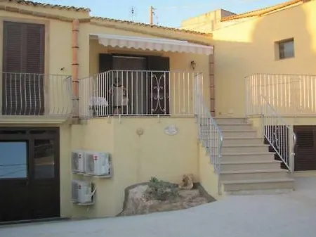 Domus Dei Capperi Holiday home